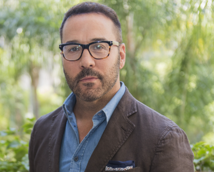 The Impeccable Comic Timing of Jeremy Piven: A Master of Comedy post thumbnail image